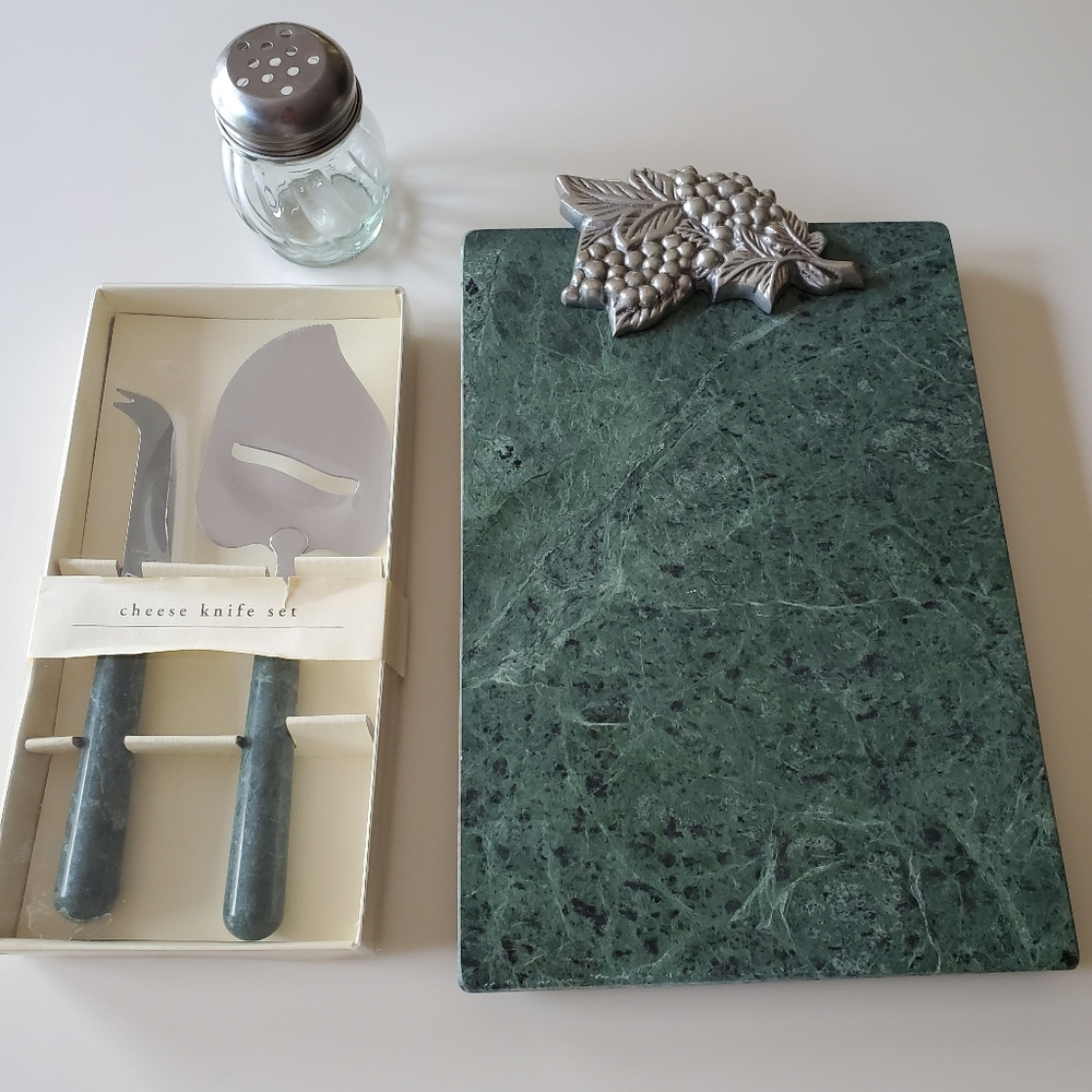 Pier 1 imports cheese set